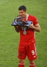 Lewandowski17